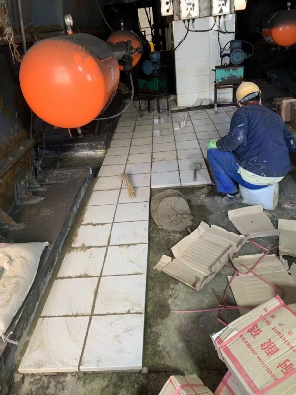 耐酸磚的鋪貼與維護：筑牢防腐屏障的關鍵一步